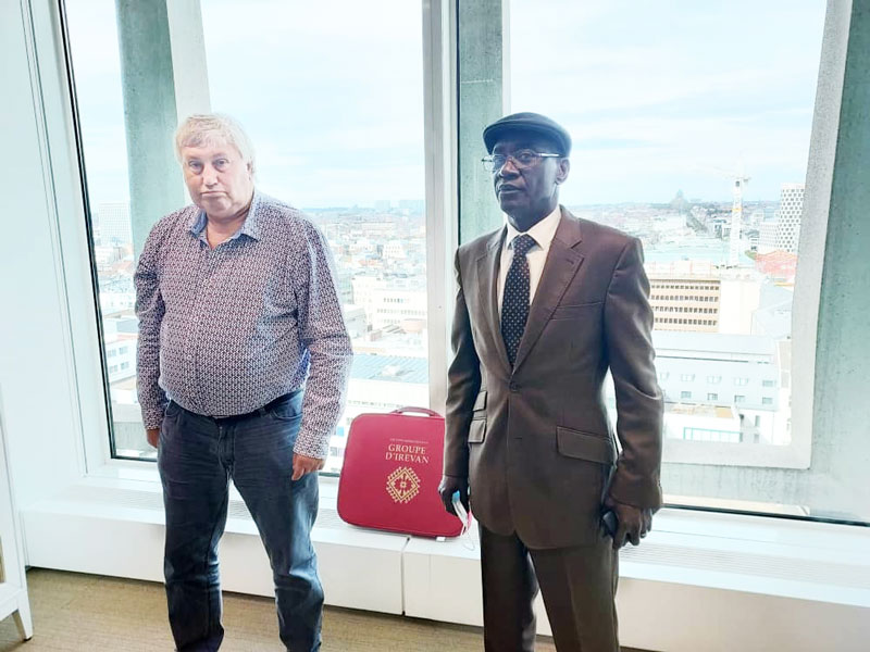 S.E.M Idé Alhassane rend une visite de courtoisie au Directeur Général de l'Office des Etrangers belge